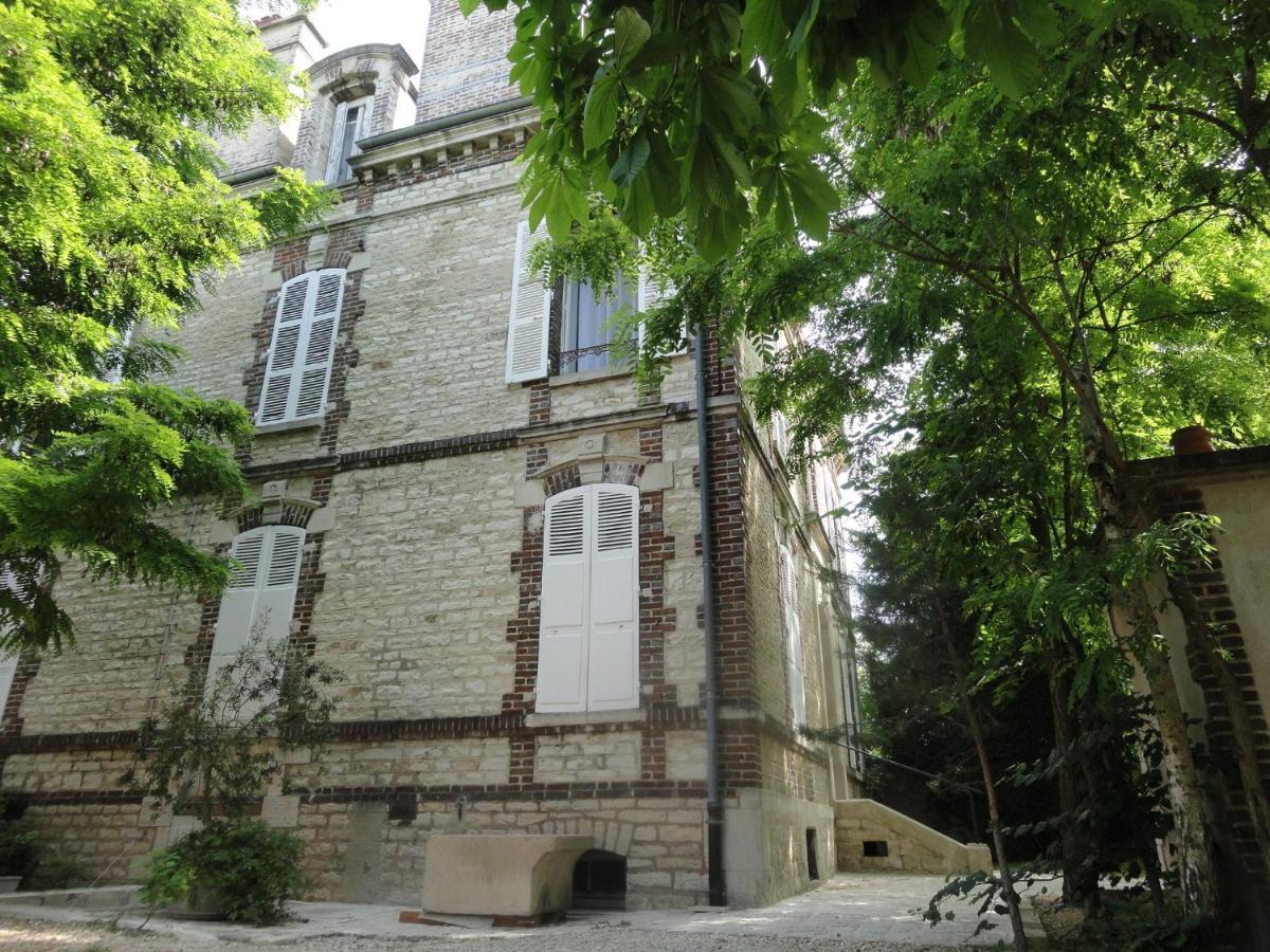 לינה וארוחת בוקר Sainte-Savine Au Fil De Troyes מראה חיצוני תמונה