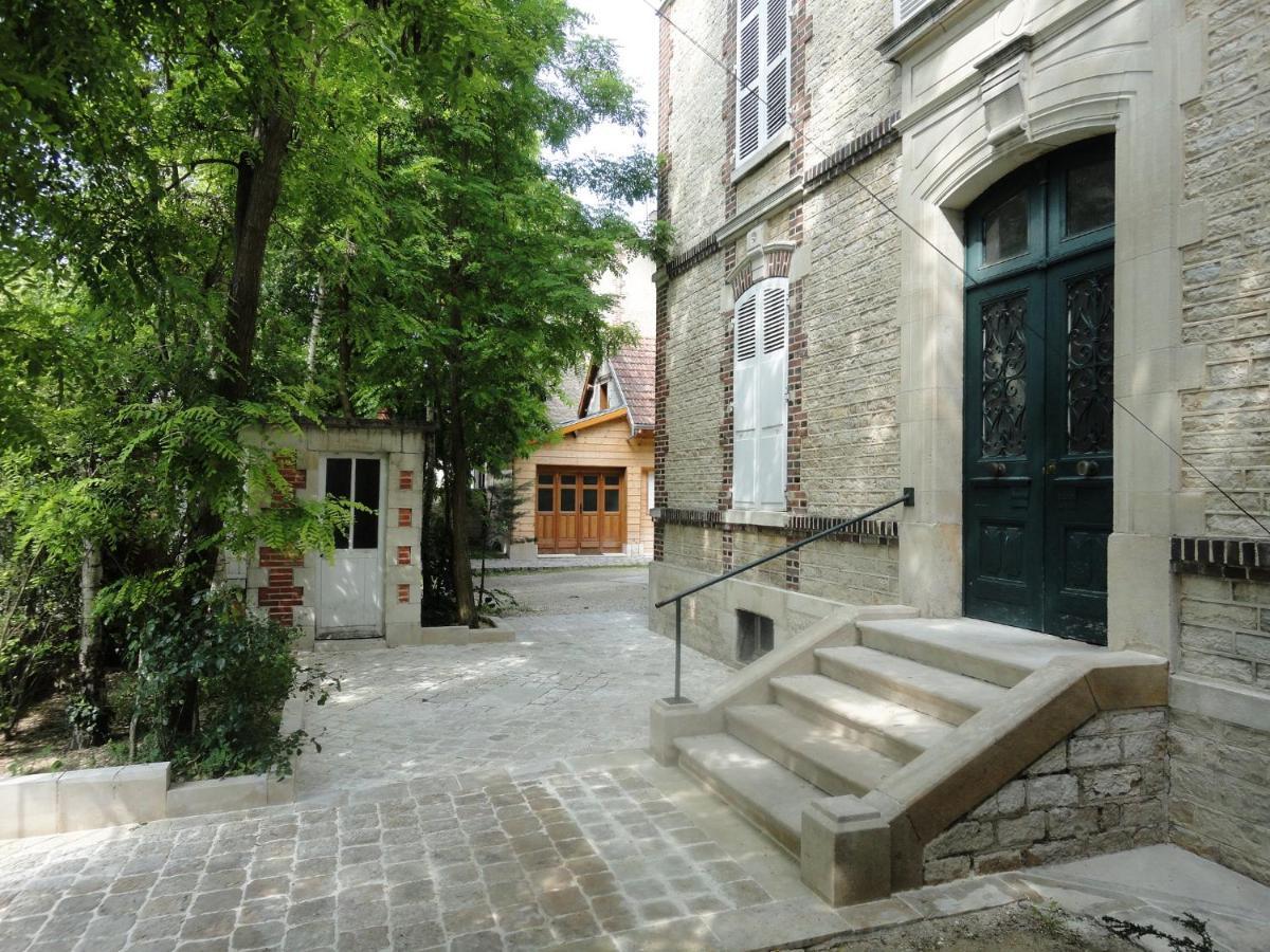 לינה וארוחת בוקר Sainte-Savine Au Fil De Troyes מראה חיצוני תמונה
